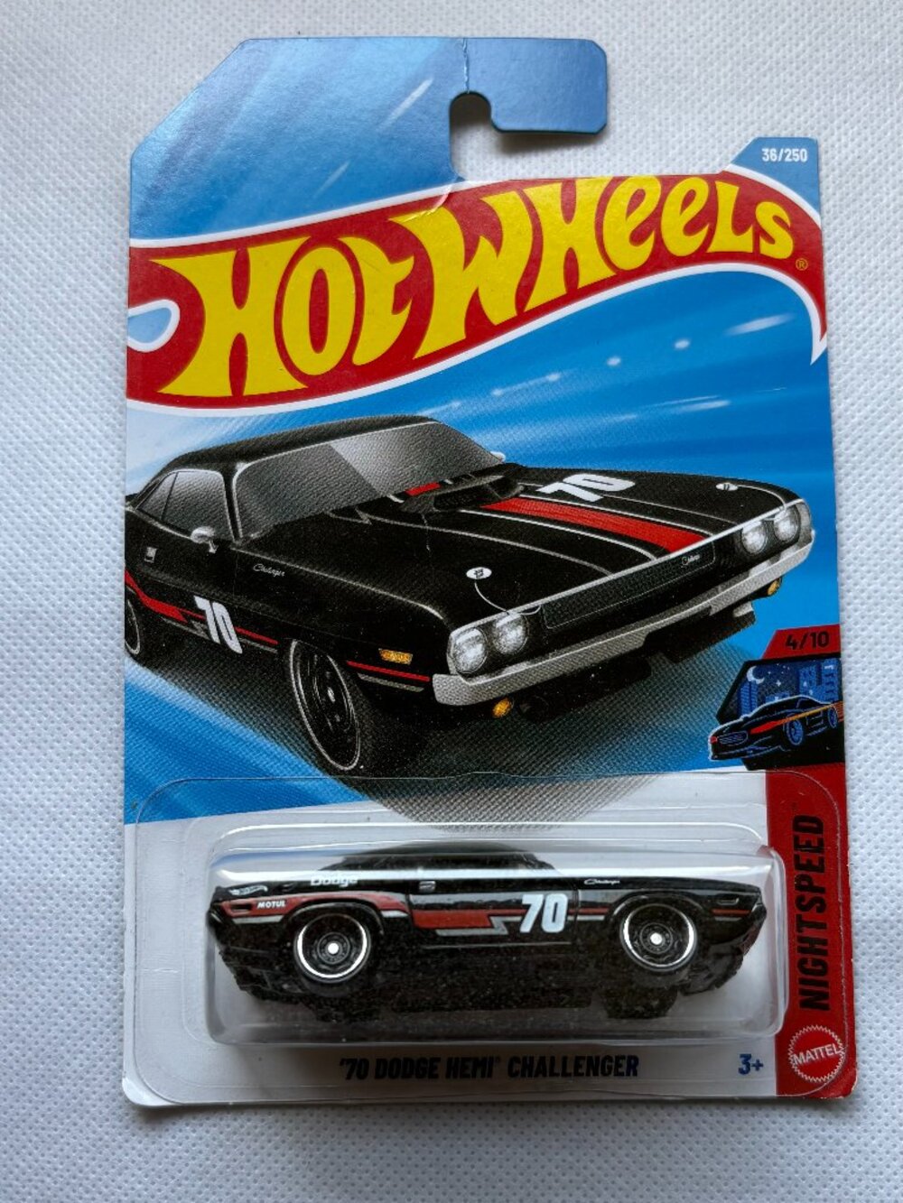 Hot Wheels 70 Dodge Hemi Challenger # 38